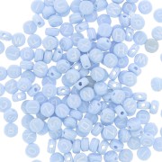 Assortiment de 200 perles plates lettres alphabet 7 mm Bleu pastel - Blanc|raw }}