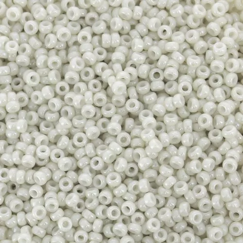 Rocaille Miyuki 15/0 600 - Opaque Limestone Luster x8g