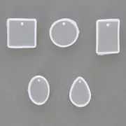 Set de 5 moules silicone pour réaliser des pendentifs géométriques en résine