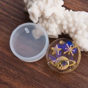 Moule silicone rond pour réaliser des pendentifs en résine x1