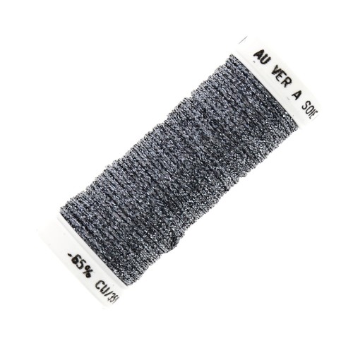 Fil à broder métallisé tressé 16 Au ver à soie pour broderie Gris Bleu (015) x10m