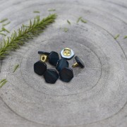 Bouton à queue en métal et nacre teintée - Atelier Brunette Quartz 10mm Forest x1|raw }}