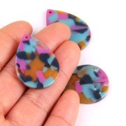 Pendentif goutte 31x22 mm - Ecaille de tortue - Fuchsia - Bleu - Camel x1