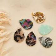 Pendentif goutte 31x22 mm - Ecaille de tortue - Marron foncé - Gris nacré x1