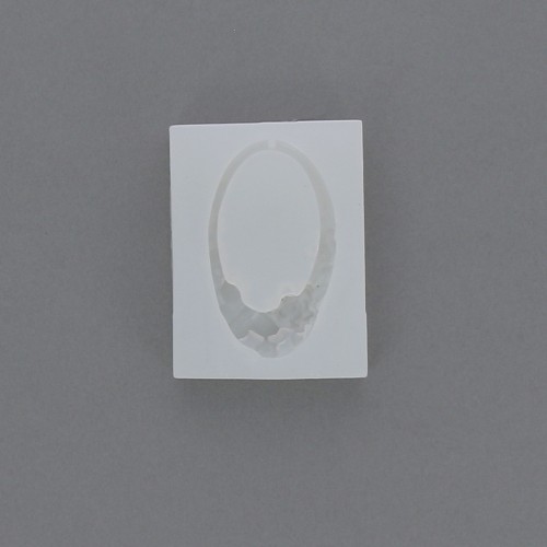 Moule silicone ovale évidé pour réaliser des pendentifs en résine 51x30 mm x1