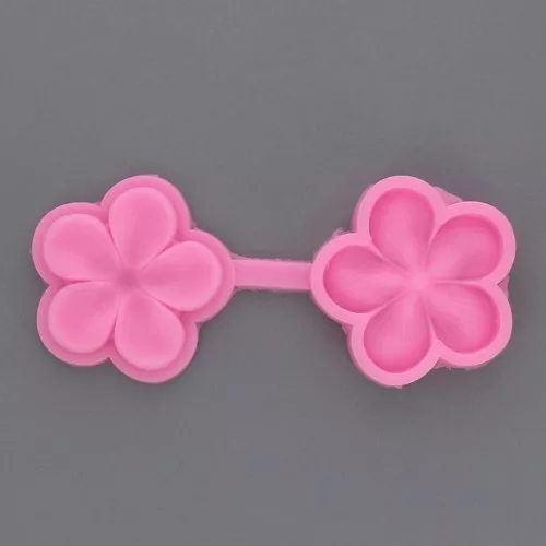 Moule / emporte-pièce fleur de prunier - pour pâte polymère - pâte de métal x1