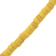 Perles rondelles heishi 4x2 mm imitation Howlite teintées - Jaune x41cm