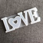 Moule silicone pour réaliser LOVE en résine 8x20.5 cm x1