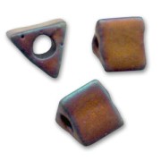 Miyuki Sharp triangles 5/0 STR5-2005 - Mat Met Dark Rasp. Iris x8g|raw }}