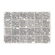 Coffret de 1200 perles lettres alphabet et coeurs forme cube 6 mm - Blanc - Noir|raw }}