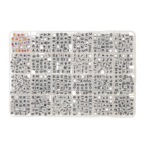 Coffret 1200 perles lettres alphabet et coeurs forme cube 6mm Noir - Multicolore