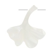 Perle feuille de Ginkgo en nacre 17x15 mm x1|raw }}