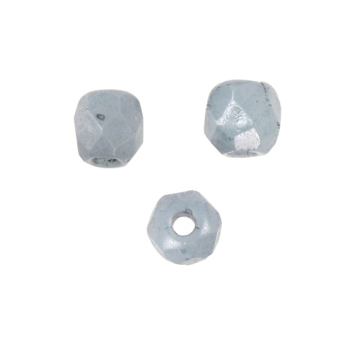 Facettes 2 mm - Chalk White Baby Blue Luster x50