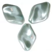 Perles torsadées nacrées 19x13 mm Light Blue x10