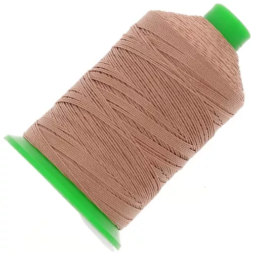 Fil en polyester Vega Super taille 20 - Sépia n°730 x300m