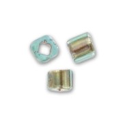 Cubes Toho 1.5 mm TC-01-995 - Raimbow Aqua Gold Lined x10g|raw }}