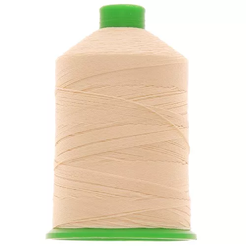Fil en polyester Vega taille 30 - Vanille n°713 x450m
