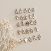 Breloque lettre alphabet 8 mm avec anneau fermé - E - Argent 925 x1