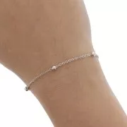 Chaîne maille forçat 1.7 mm avec perles rondes 3.5 mm - Rhodié x1m