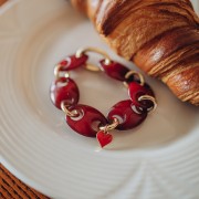 Breloque coeur 13x12 mm avec résine époxy - Doré - Rouge x1