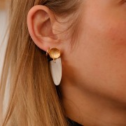 Clous d'oreilles fleur de lotus 12 mm - avec anneau ouvert - Doré Or fin satiné x2