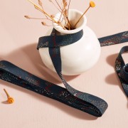 Biais en Kelsey de Viscose Atelier Brunette 10 mm - Vera Night x1m