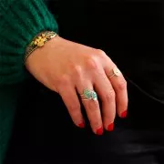 Bague ovale réglable avec résine époxy motif feuille - Doré à l'or fin - Bleu x1