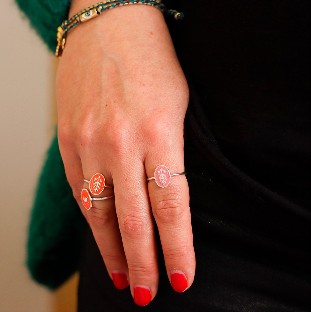 Bague Fantaisie Taille 57 - Alliage Doré Avec Résine Verte Ovale, 10g, Style Ancien, Occasion