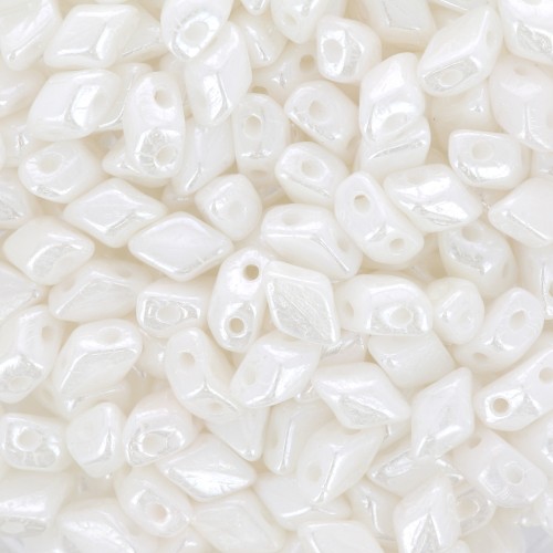 Perles en verre Mini Gemduo 2 trous 6x4 mm - Opaque White Luster x5g