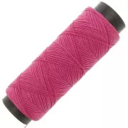 Fil plat en polyester ciré - Slam Cord pour micro macramé 0.6 mm - Fuchsia x100m