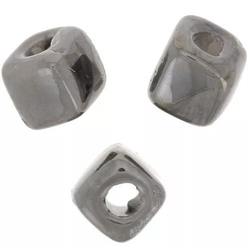 Perles cubes en céramique 5 mm - Gris marbré irisé x5