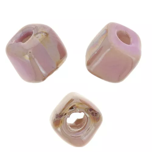 Perles cubes en céramique 5 mm - Rose clair marbré irisé x5
