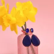 Perle goutte plate en résine opaque 37x26 mm - Grenat x1