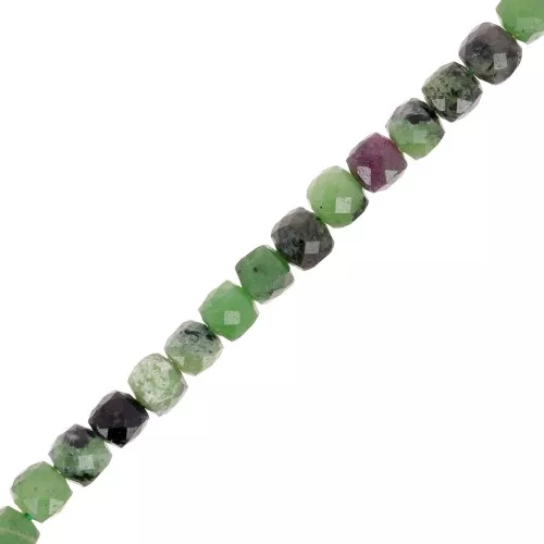 Perles cube facetté 4.5x4.5 mm en pierre gemme - Rubis Zoisite x10