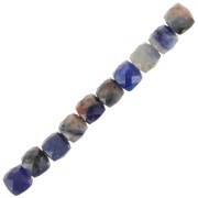 Perles cube facetté 4x4 mm en pierre gemme - Sodalite x10