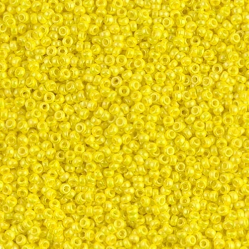 Rocaille Miyuki 15/0 0472 - Opaque Yellow AB x8g