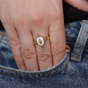 Bague fantaisie ethnique avec résine - réglable - Acier inox 316L Doré - Blanc x1