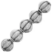 Perles rondes effet fleur 8 mm - Argenté vieilli x4