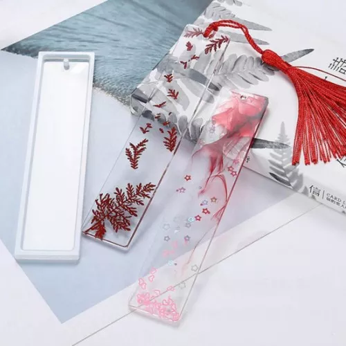 Moule silicone pour réaliser un marque-page rectangle en résine 14x2.8 cm