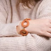 Maillon rond plat en acrylique 31.5 mm - Marbré Taupe x1