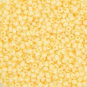 Perles rocailles Preciosa 11/0 2 mm - Opaque Yellow Terra Pearl x20g