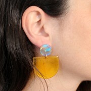 Pendentif demi-lune en acrylique transparent 29x33 mm - Jaune x1