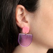 Pendentif demi-lune en acrylique transparent 29x33 mm - Violet x1