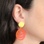 Pendentif rond ajouré en acétate 30 mm - Ecaille de tortue Marron - Noir x1