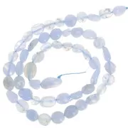 Perles nuggets irréguliers 6 - 7 mm en pierre gemme  - Calcédoine bleue x39cm