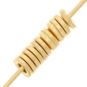 Perles rondelles heishi 2.5x0.6 mm - Doré à l'or fin x25