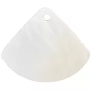 Pendentif éventail 19x23 mm en nacre - Naturel x1