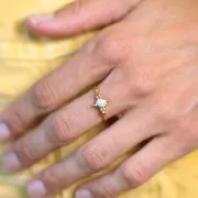 Bague fine réglable T52 à T58 cabochon 4 mm & petites boules Acier inox 304 Doré