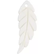 Pendentif feuille 29x10 mm en coquillage - Naturel x1