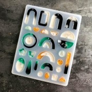 Moule silicone n°12 pour réaliser des boucles d'oreilles en résine - Transparent|raw }}